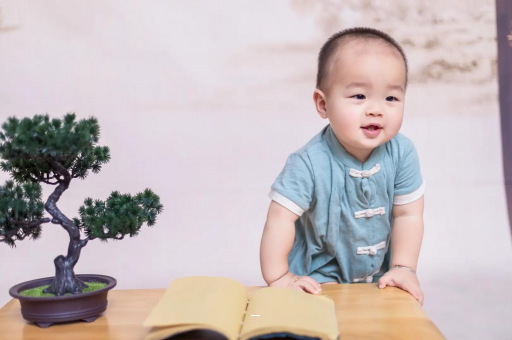 沙洋孕妇显怀是几个月